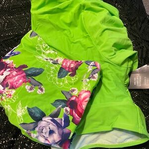Torrid 2 piece swim size 3